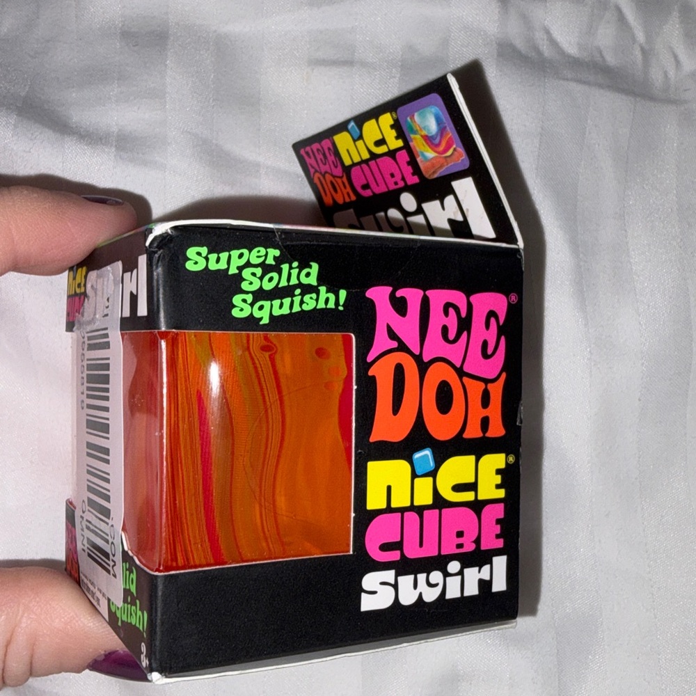Trendy Brand New NeeDoh Swirl Super Solid Squish - Orange & Pink🔥 - Picture 2 of 6